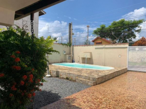 Casa com piscina em São Sebastião/SP 200m da praia